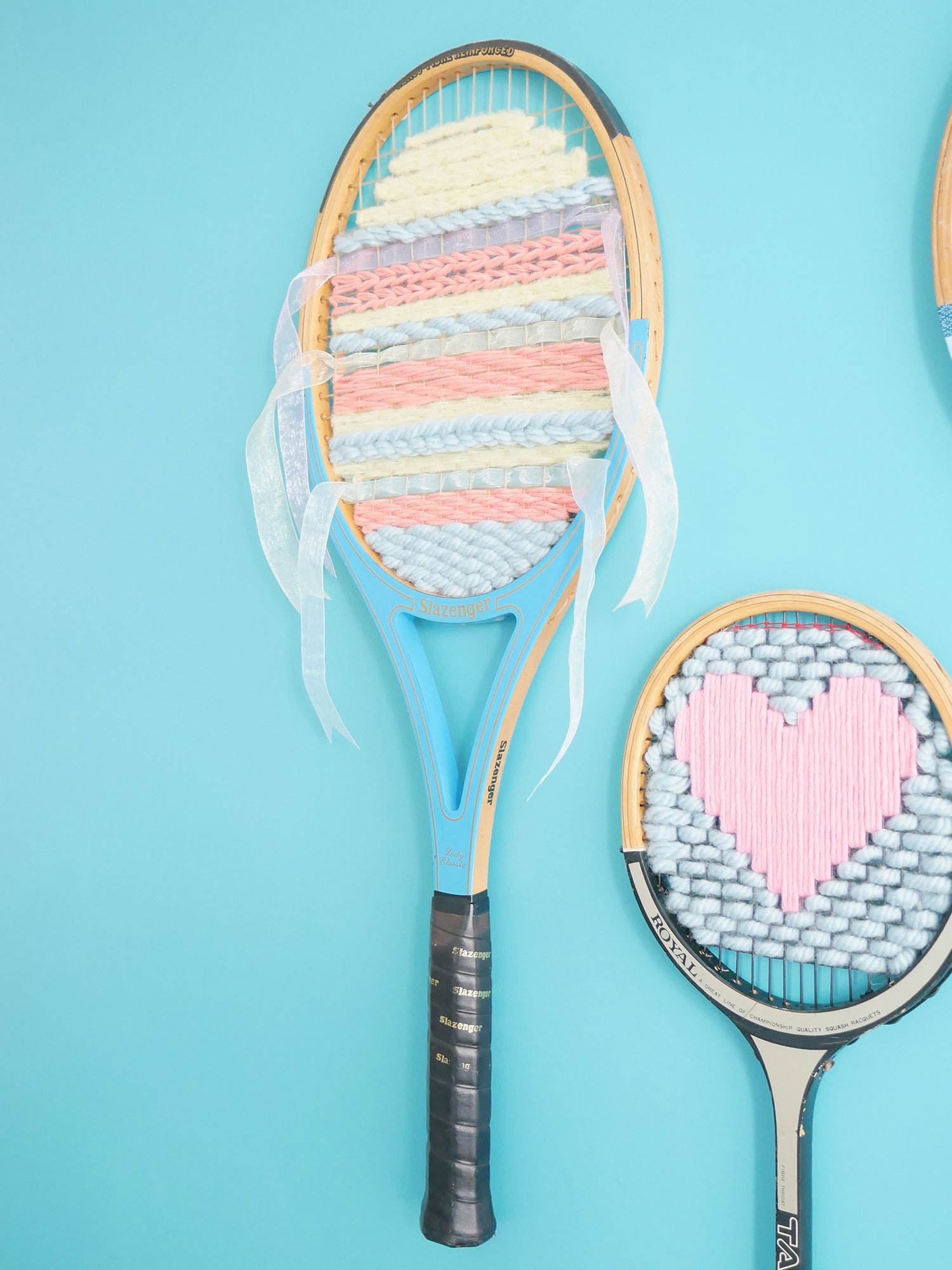 DIY | Tissage dans les cordes d’une raquette vintage