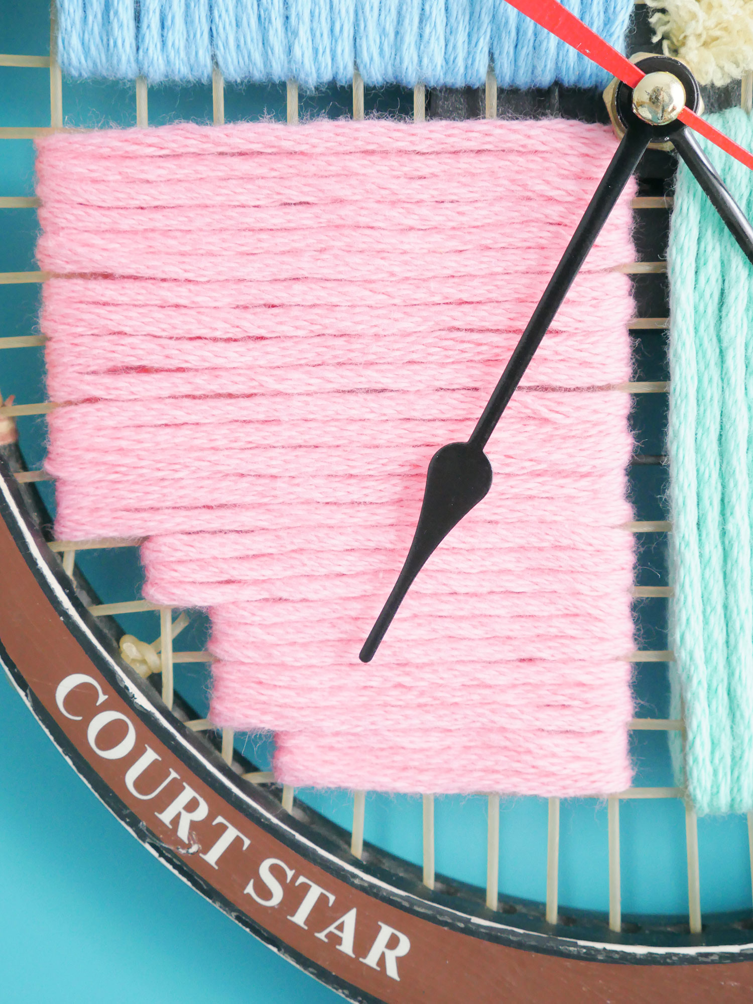 DIY-Raquette-N°3-L’horloge-DE