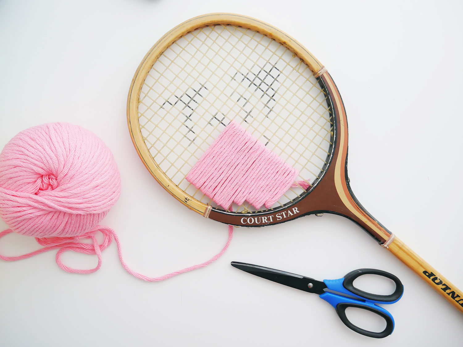 DIY-Raquette-N°3-L’horloge-Etape-N°1