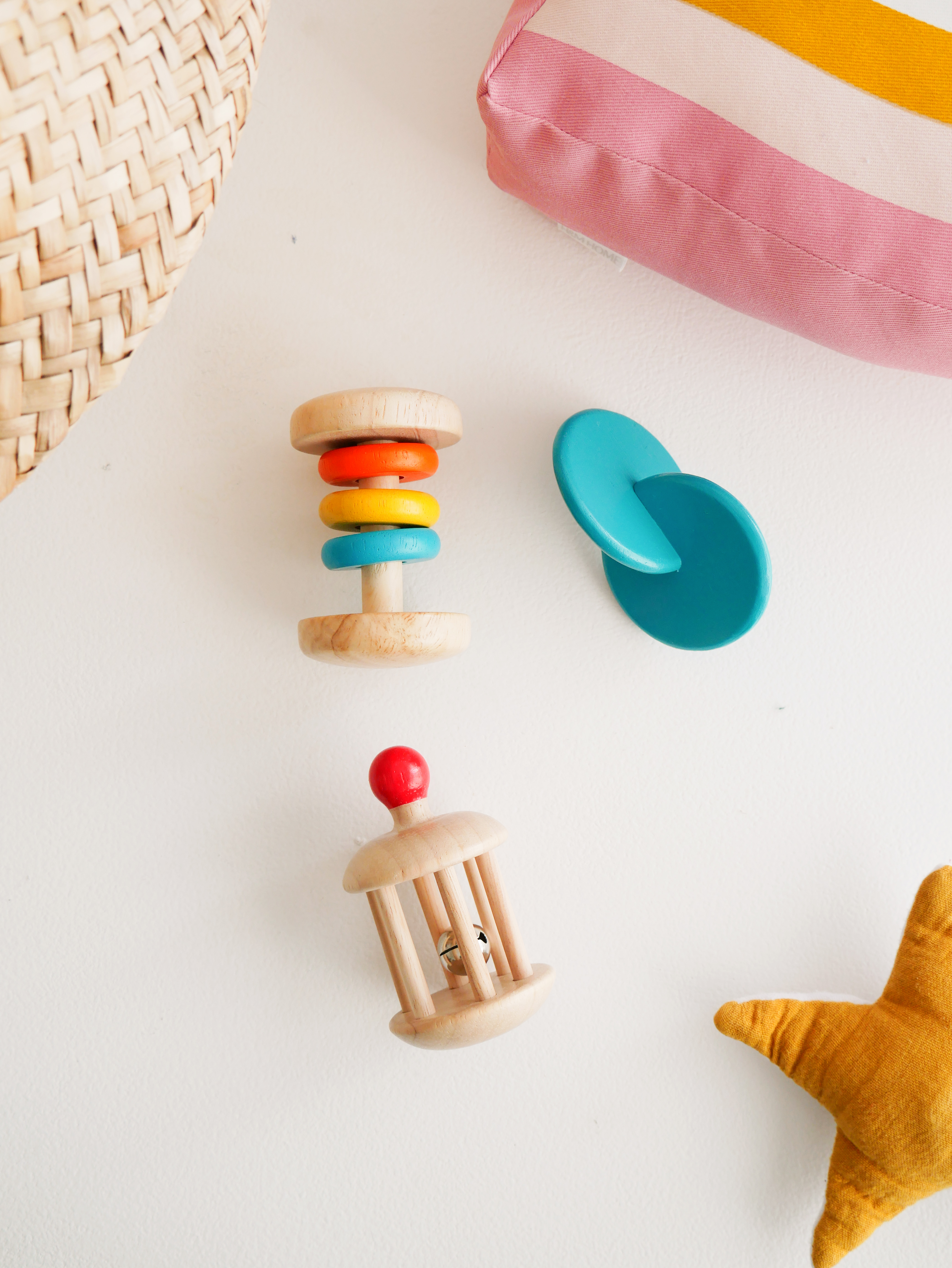 Mômes – Ses premiers jouets