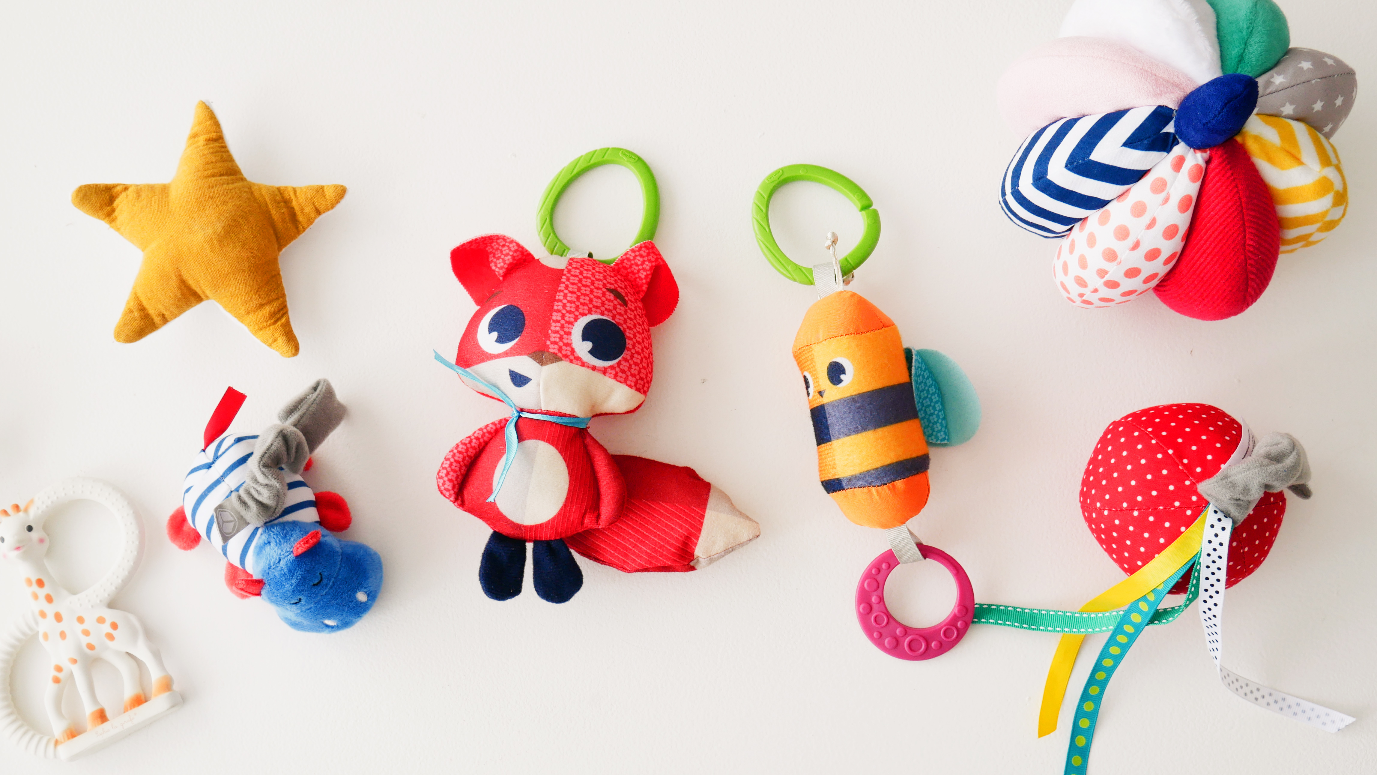 Ses premiers jouets tiny love